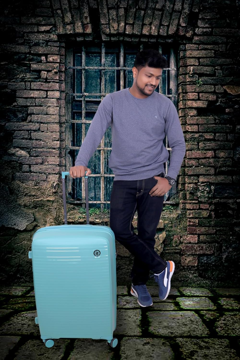it luggage Spontaneous Green Cabin-20 inches Expandable Anti-Theft Zipper Polypropylene Hardsided with TSA Lock 8 Wheel Trolley Bag