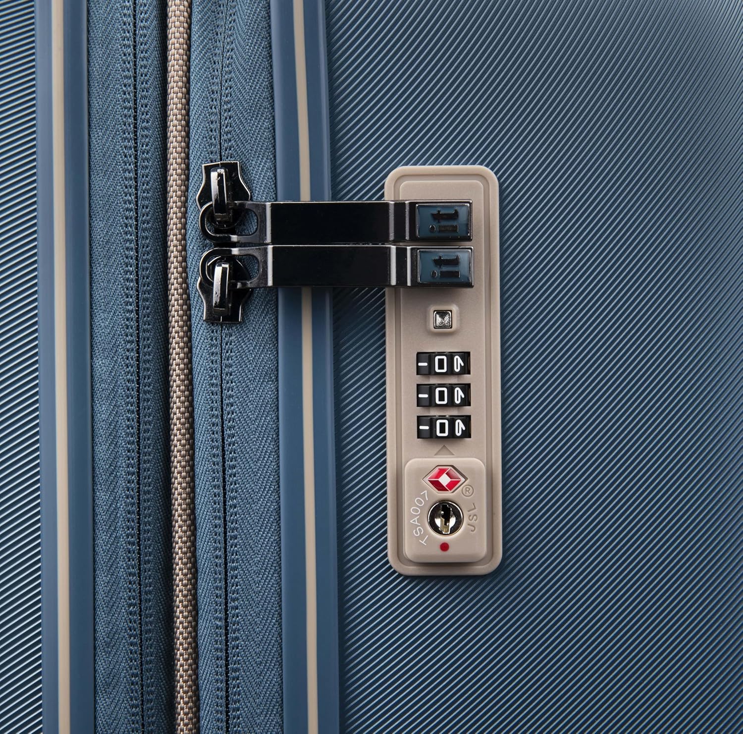 it luggage Rapidity-Teal Blue-28 & 20 inches Cabin with Padded Laptop Section & Large Expandable Polycarbonate Hard Case 8 Wheel Trolley Bag with TSA Lock & Wet Pouch Inside