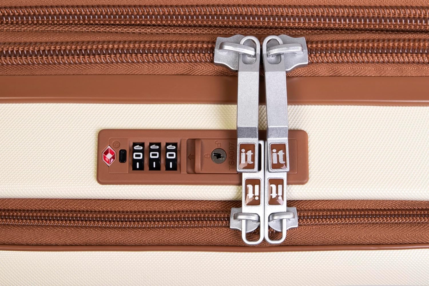 it luggage- Indulging-Cream-Cabin-20 inches-with Padded Laptop Section in The Front Expandable Hard Case Beautiful Interior Carry-on 8 Wheel Trolley Bag